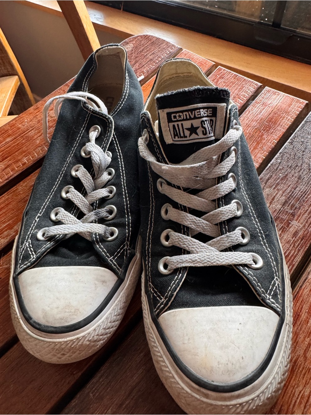 Converse All Star women's Low Top Canvas Sneakers - Black